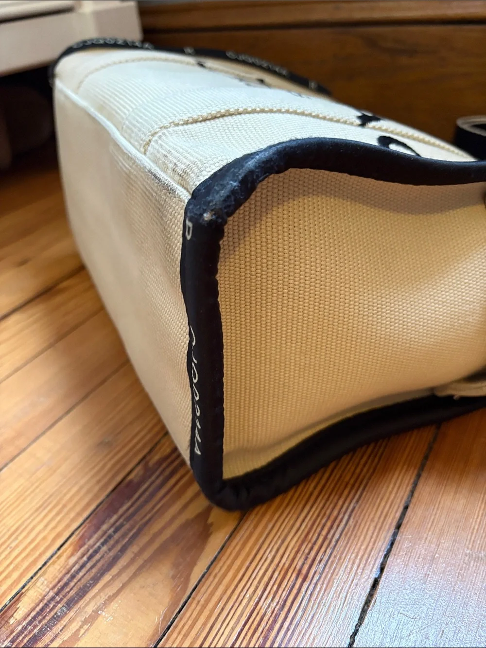 Marc Jacobs Canvas The Tote Bag in Cream and Black